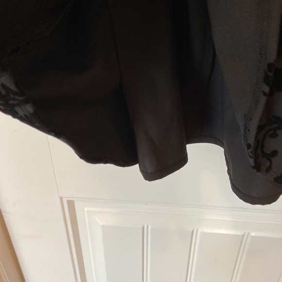 Le Gali black sleeveless Mirella Dress size Medium NWT - Picture 8 of 8